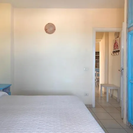 Daire Fantastico Baia De Bahas One Bedroom Four Sleeps Child Num0890